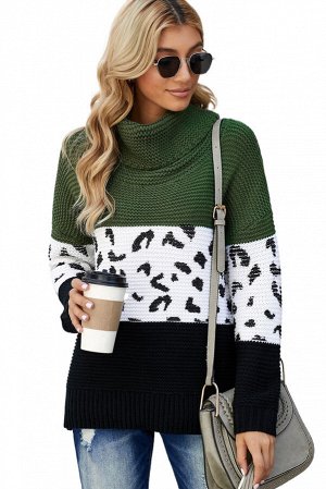 Зелено-черный вязаный свитер-водолазка с белым леопардовым принтом