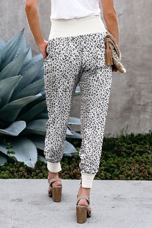 Белые леопардовые повседневные штаны с разрезами