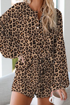 Леопардовый пижамный комплект: блуза + шорты
