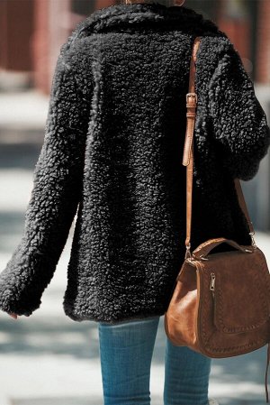 Черное утепленное пальто из шерпы