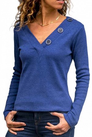 Синий пуловер с V-образным вырезом и декоративными пуговицами