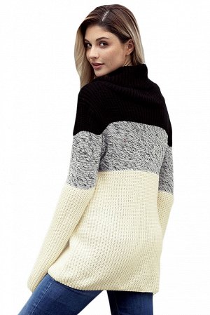 Черно-белый свитер-"лапша" с высоким воротником