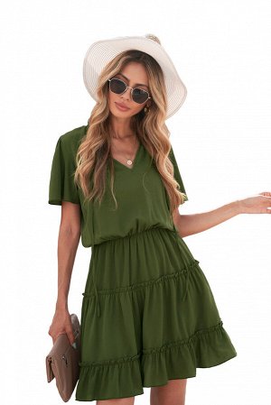 Зеленое платье беби-долл с рюшами и V-образным вырезом