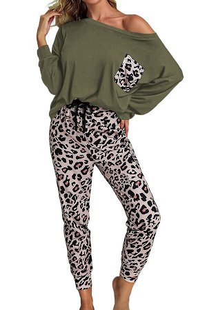 Легкий зеленый леопардовый домашний комплект: блуза на одно плечо с кармашком к + леггинсы