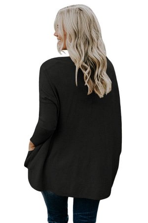 Черный свободный свитер с накладными карманами