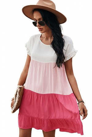 Розово-белое платье свободного кроя с оборками