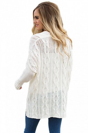 Белый вязаный свитер в стиле оверсайз с крупным узором из кос
