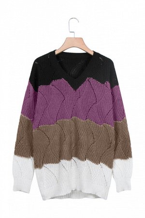 Фиолетовый вязаный свитер с цветными блоками и V-образным вырезом