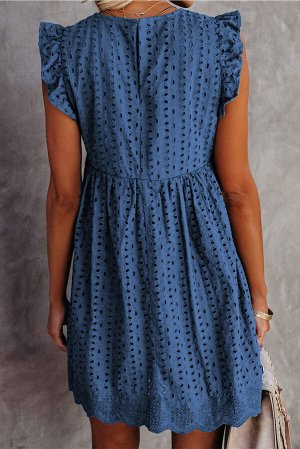 Синее платье беби-долл с V-образным вырезом и перфорацией