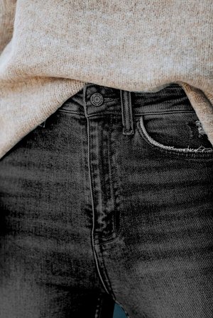 Черные потертые укороченные джинсы с высокой талией