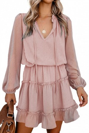 Светло-розовое свободное мини-платье с V-образным вырезом и оборками