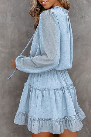 Голубое свободное мини-платье с V-образным вырезом и оборками