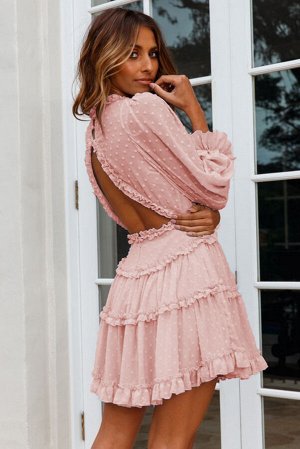Розовое многоярусное платье беби-долл в горошек с V-образным вырезом и открытой спиной