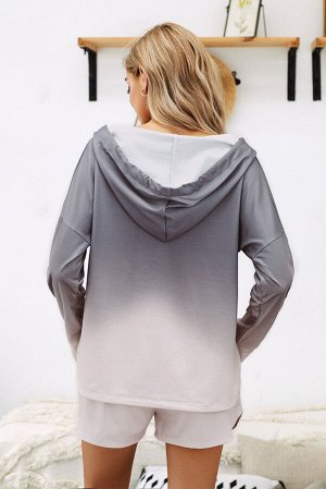 Легкий светло-серый комплект: худи + шорты