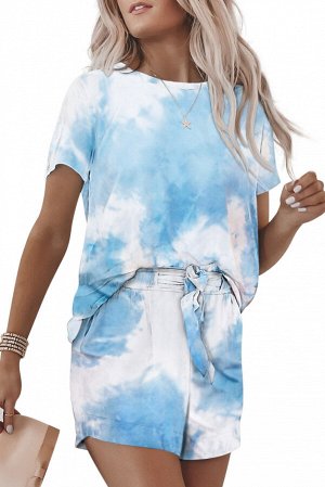 Легкий голубой комплект с белым принтом: футболка + шорты