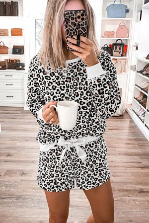 Белый леопардовый пижамный комплект: свитшот + шорты