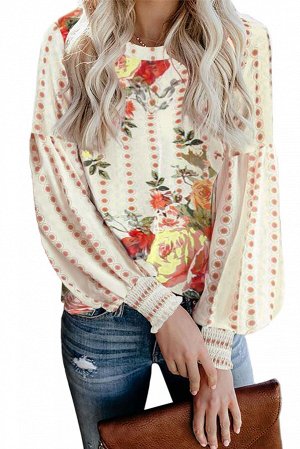 Абрикосовая блуза с пышными рукавами с манжетами и цветочным принтом