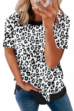 Белая футболка с леопардовым принтом