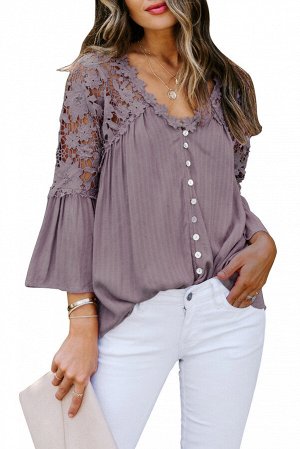 Фиолетовая блуза на пуговицах с кружевными прозрачными вставками