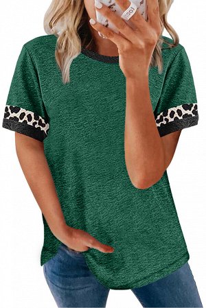 Зеленая футболка с леопардовыми вставками на рукавах