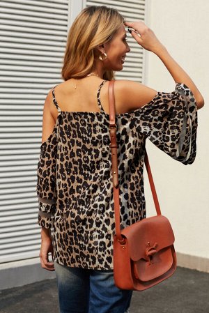 Леопардовая блуза с открытыми плечами и рукавами 3/4 с прозрачными вставками