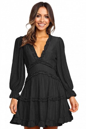 Черное платье с оборками с открытой спиной и V-образным вырезом