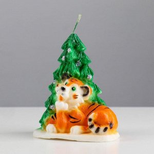 Свеча новогодняя декоративная "Тигр под елкой", 10,5х9,5 см