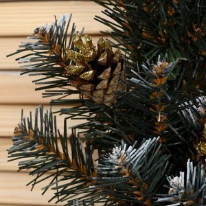 Венок Рождественский "Зимняя сказка" (с золототыми шишками) 35 см
