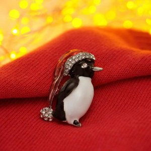 Брошь новогодняя "Пингвинчик в шапке", цветной в серебре