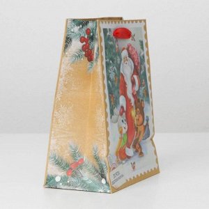 Пакет крафтовый вертикальный «Дедушка мороз и зверята», MS 18 ? 23 ? 10 см