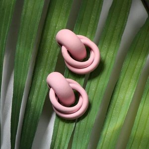 Серьги пластик "Боттега" двойные кольца, цвет розовый