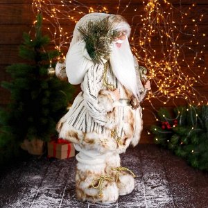 Дед Мороз "В бело-коричневом костюме, с ремешком, с подарками" 35х60 см