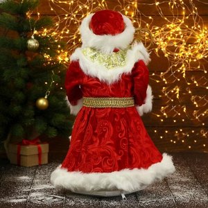Дед Мороз "В красной шубе, с узорным посохом" 30х50 см