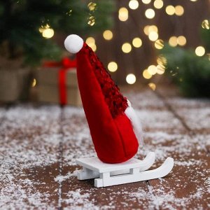 Мягкая игрушка "Дед Мороз на санках" пайетки, 5х13 см, красный