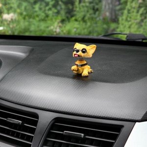 Собака на панель авто, качающая головой, мини, спаниель