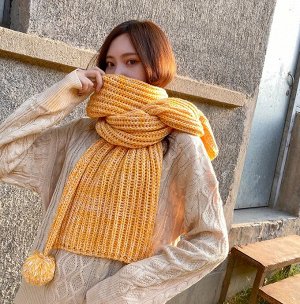Женский вязаный шарф с понпонами, цвет желтый