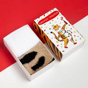 Набор новогодних носков KAFTAN "Королева" р. 36-40 (23-25 см), 2 пары