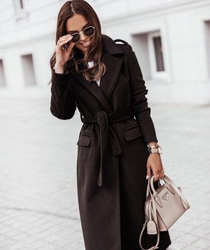 Женское пальто с поясом, цвет черный