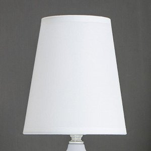 Лампа настольная 99035/1 1х40Вт Е27 белый 15х15х29 см RISALUX