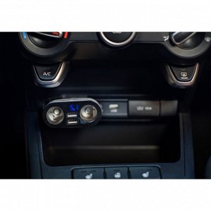 NG Зарядное устройство в авто с дисплеем, 2 гнезда прикуривателя, 2xUSB, 2.4A, блистер, пластик