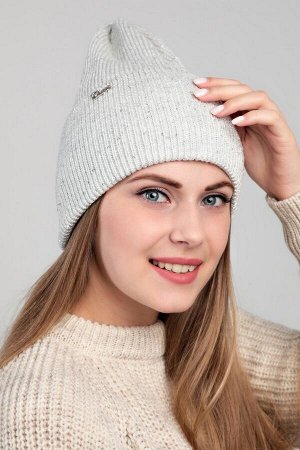Шапка шапка 56-58  (осень-зима); светло серый; двойная с подворотом, пайетка