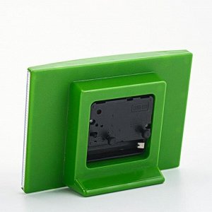 Будильник "Классика", 14 х 10 см,  зеленый