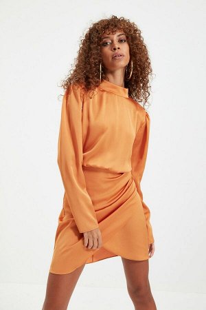 Платье %100 Polyester