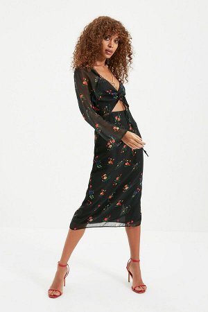 Платье %100 Polyester,