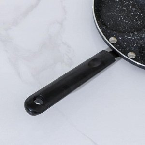 Сковорода для оладий «Сердца», 41x24x2,5 см, пластиковая ручка, цвет чёрный