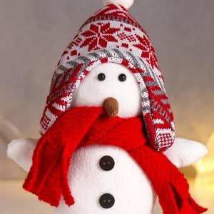Кукла интерьерная "Белый птенчик в шапке-колпаке с узорами и шарфике" 23х8х15 см