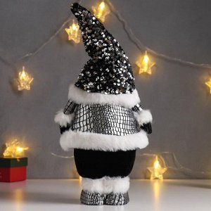 Кукла интерьерная "Дед Мороз в чёрной шубке и колпаке с пайетками" 41х11х16 см