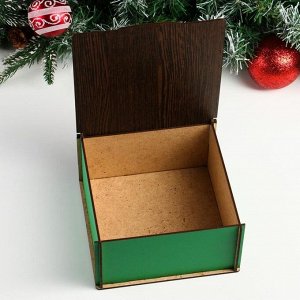Коробка подарочная "Символ года 2022. С Новым годом" тигренок с подарками