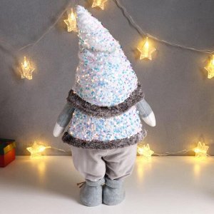 Кукла интерьерная "Дед Мороз в бело-перламутровом колпаке и жилетке с пайетками" 55х16х22 см 62601