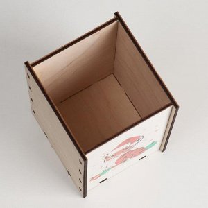 Ящик подарочный деревянный "Символ года 2022. Тигр в шапочке" большой 9,8х10,6х14,7 см